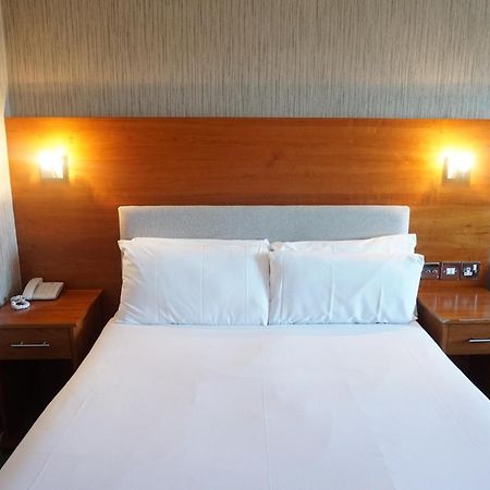 The Park Hotel Sefton Екстер'єр фото
