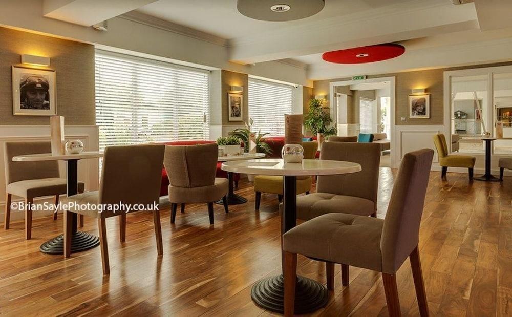 The Park Hotel Sefton Екстер'єр фото