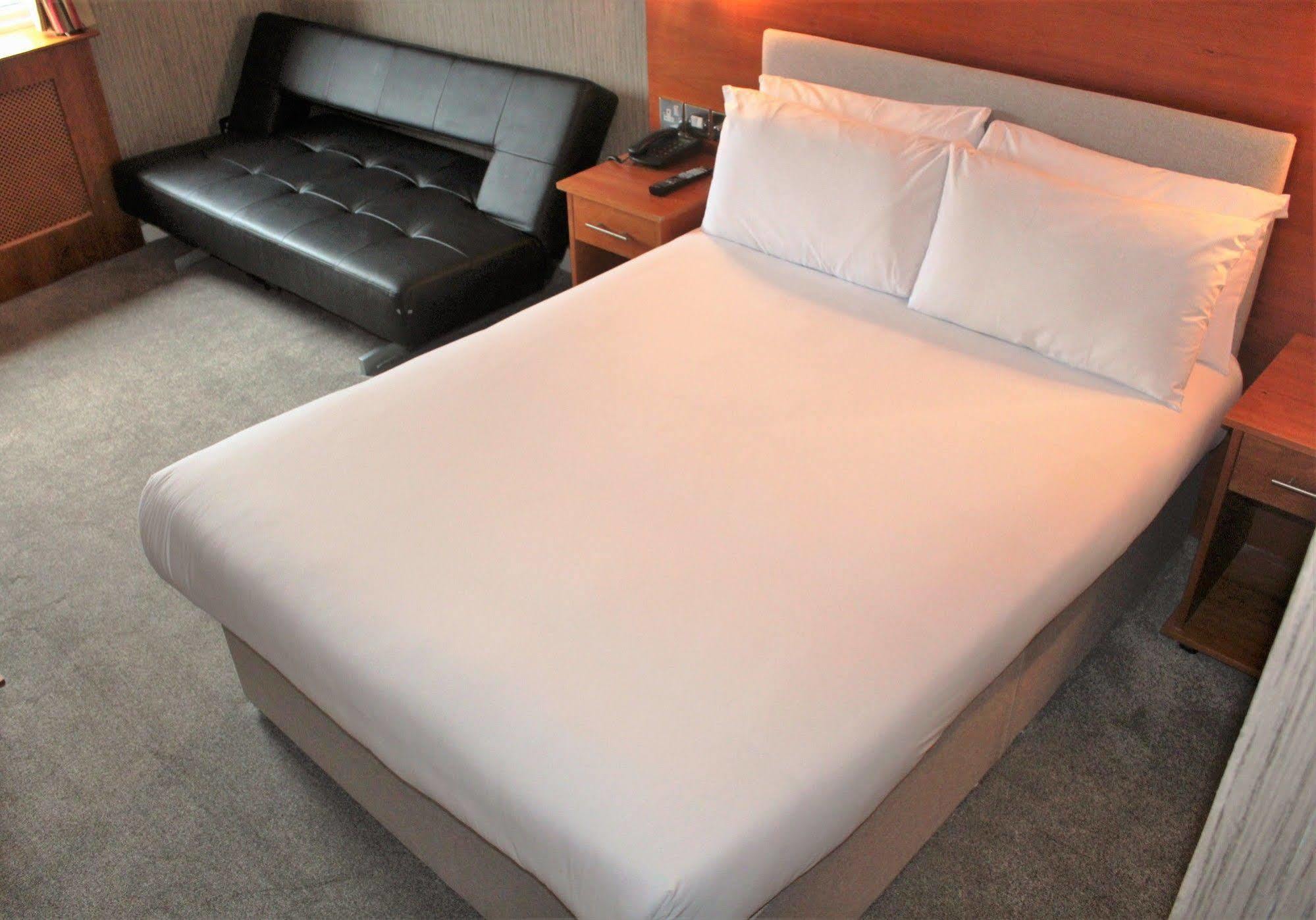 The Park Hotel Sefton Екстер'єр фото